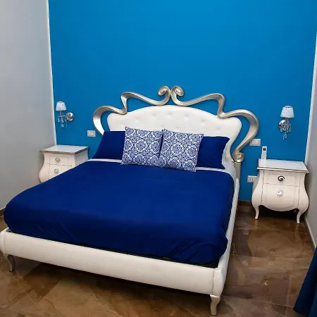 Giuseppina Неаполь